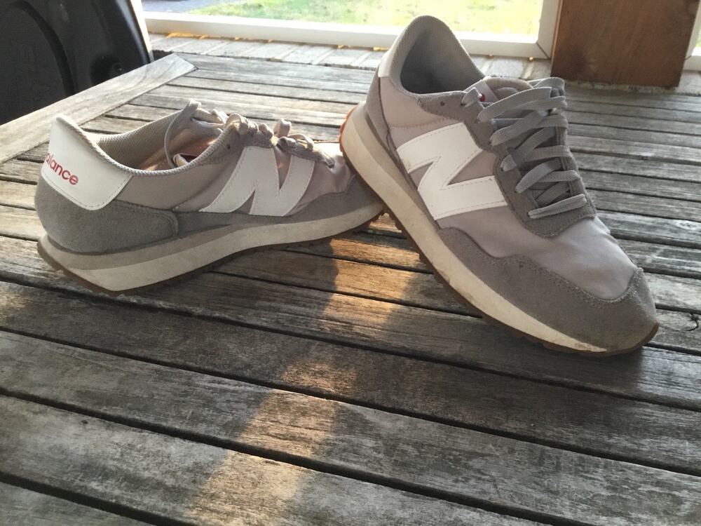New Balance AB 237 Mens 9 1/2 D 2022